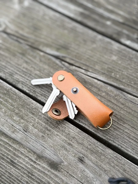 Ключница кожаная KeyCase M Янтарная