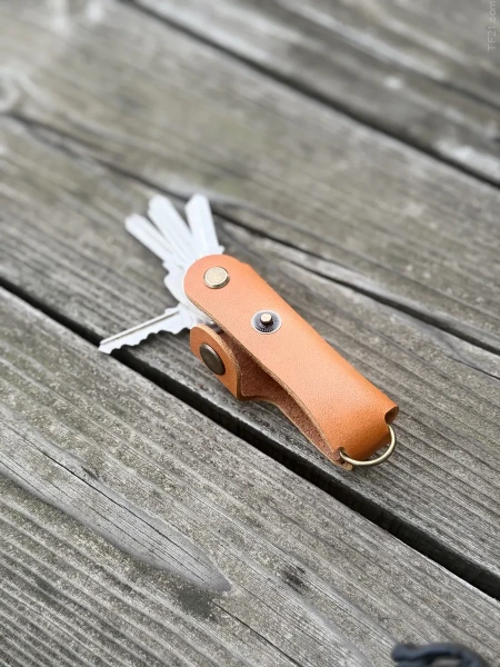 Ключница кожаная KeyCase M Янтарная