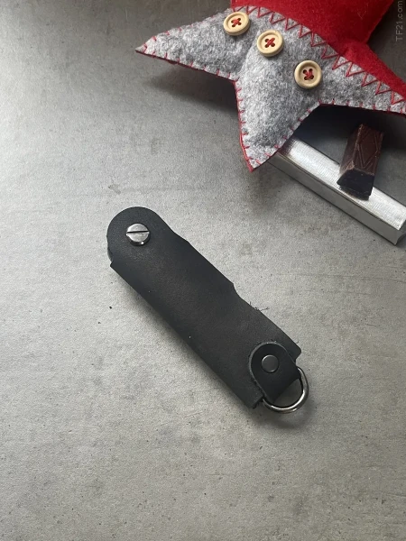 Ключница кожаная KeyCase M Чёрно-Стальная