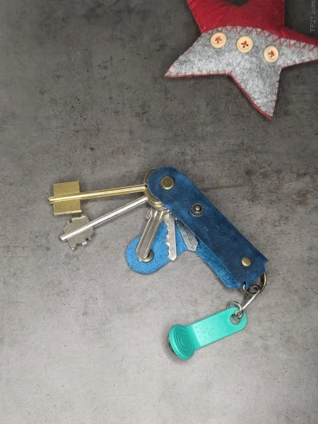Ключница кожаная KeyCase M Сине-морская