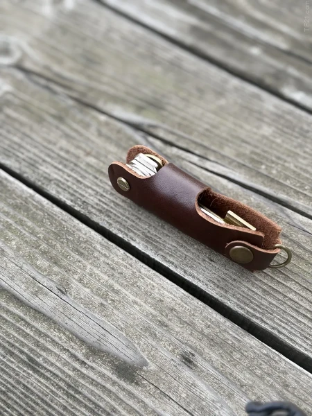 Ключница кожаная KeyCase L Коричневая