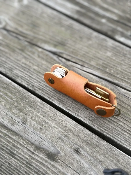 Ключница кожаная KeyCase L Янтарная