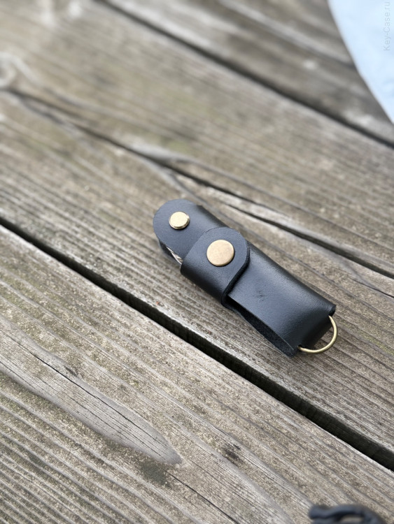 KeyCase Ключница карманная, M, черная, на винте
