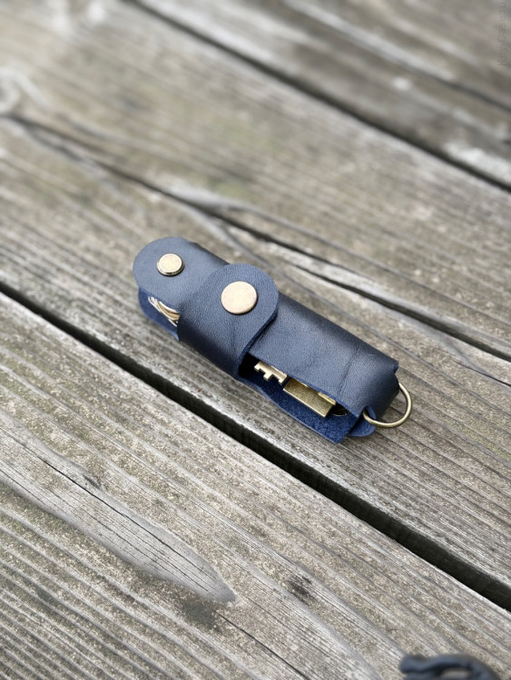 KeyCase Ключница карманная, L, синий, на винте