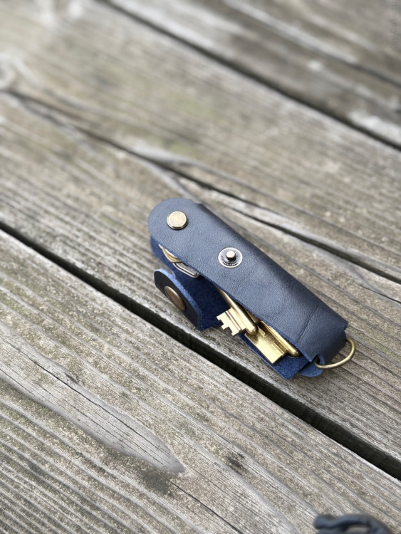 KeyCase Ключница карманная, L, синий, на винте