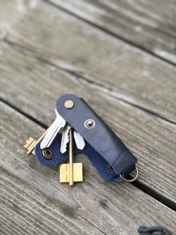 KeyCase Ключница карманная, L, синий, на винте